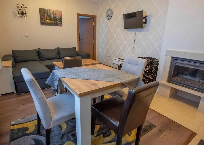 In Complex Grand Manastira *